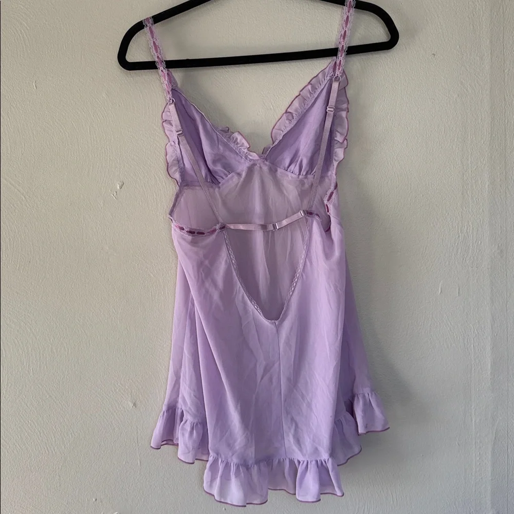 Victoria's Secret Lilac Ruffle Chemise medium - Picture 4 of 5